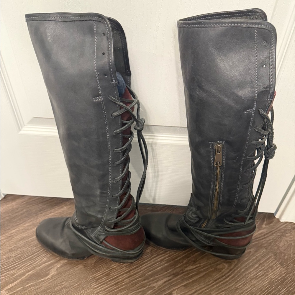 Freebird Coal boots